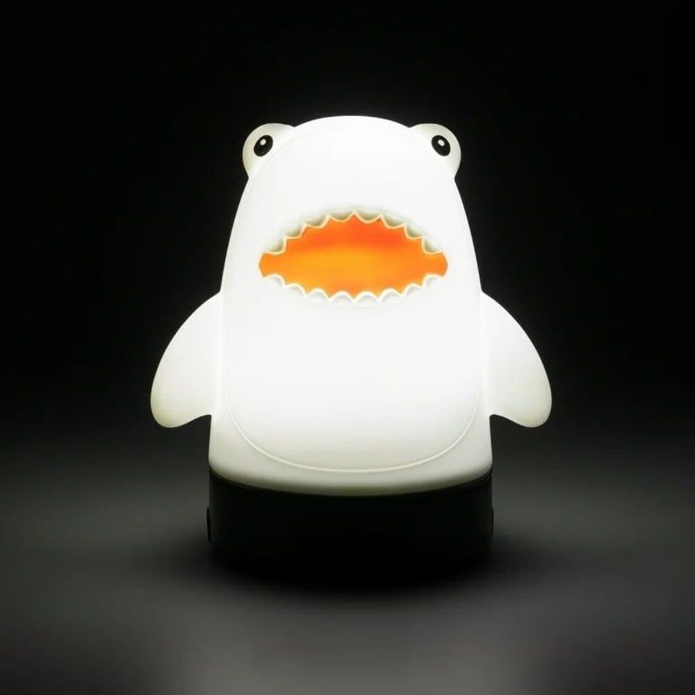 Firefly! Outdoor Gear Finn the Shark 100 Lumen Battery Powered Kid's Lantern (3